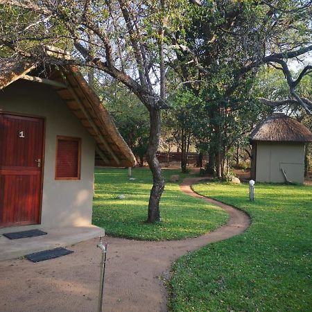 侯斯普瑞特Shumba Safari Bush Camp别墅 外观 照片
