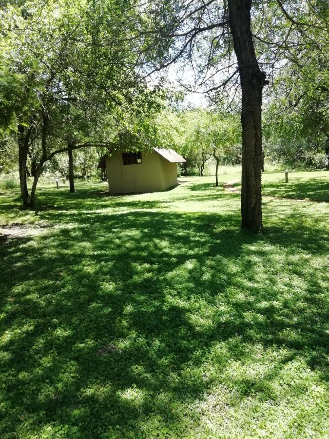 侯斯普瑞特Shumba Safari Bush Camp别墅 外观 照片