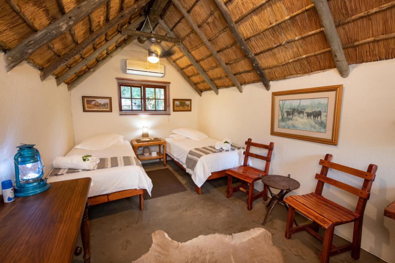 侯斯普瑞特Shumba Safari Bush Camp别墅 外观 照片